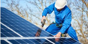 Installation Maintenance Panneaux Solaires Photovoltaïques à Venere